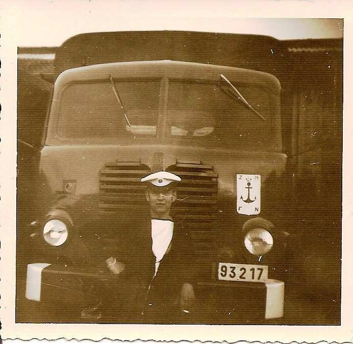 Zeemacht van 1/8/1975 tot 30/6/1976 (Brugge en Oostende) Camion10