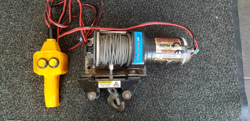 2000lb (907kg) winch for sale 20180510