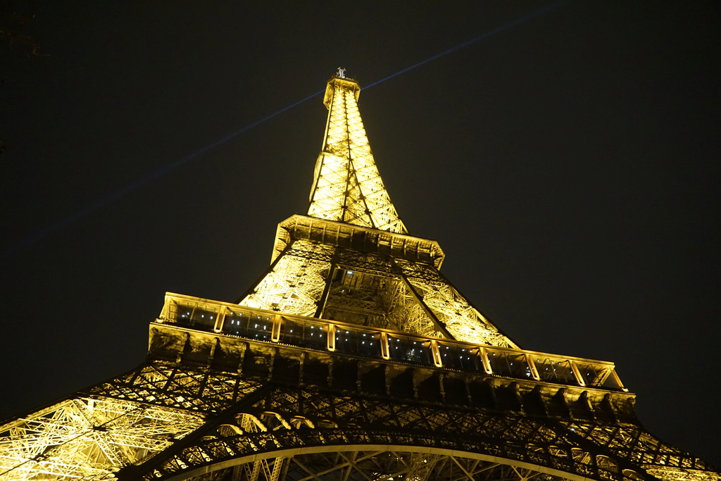 Tour Eiffel de nuit Dsc00011