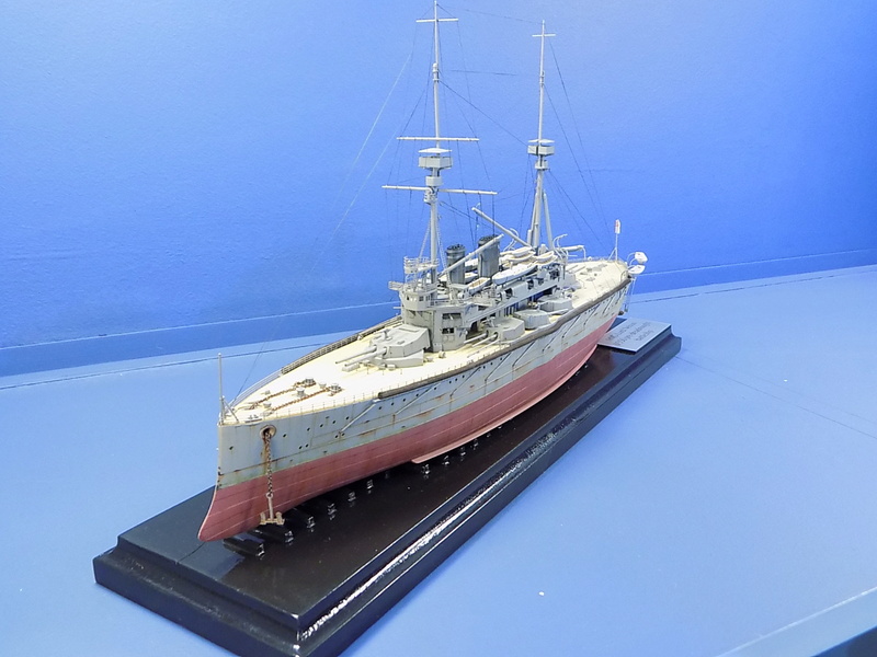 HMS Lord Nelson 1906 de Hobby Boss au 1/350ème Dscn1045