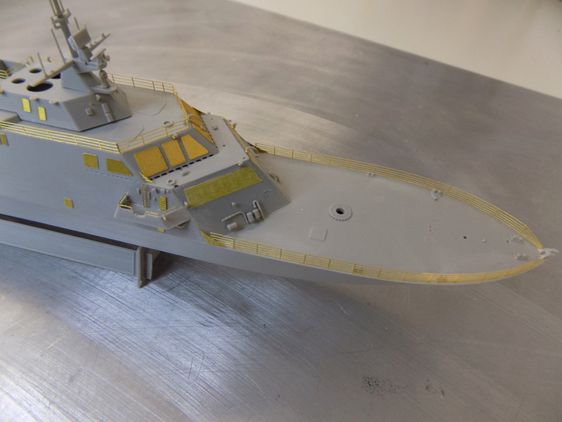 USS Fort Worth LCS-3 (Trumpeter 1/350°) par horos Dscn1352