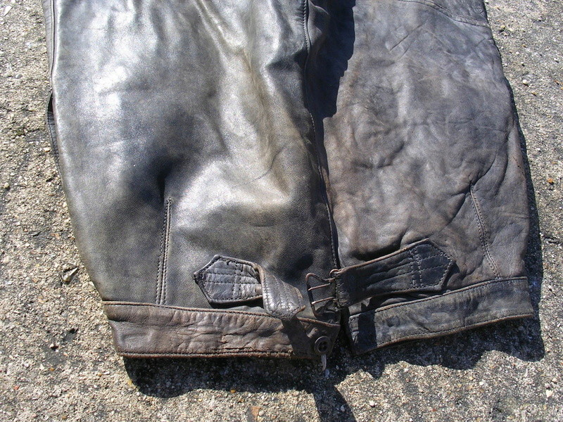 pantalon cuir très ancien à estimer (aéronautique, pompier ww1 ?) Dscn8672