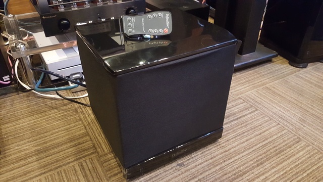 Definitive Technology - Supercube 4000 - Subwoofer - Sold 20171016