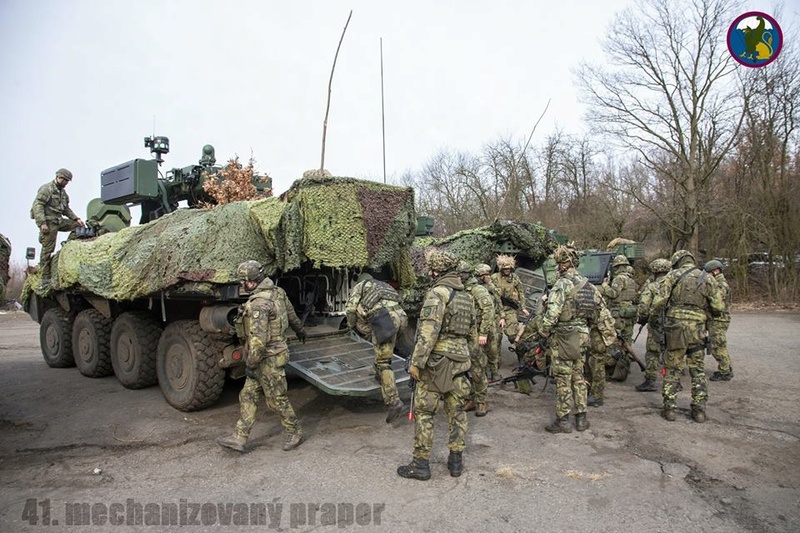 Armée tchèque/Czech Armed Forces - Page 10 23617