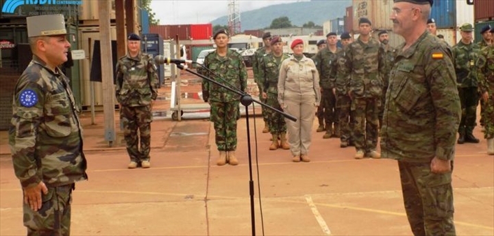 Intervention militaire en Centrafrique - Opération Sangaris - Page 34 8324