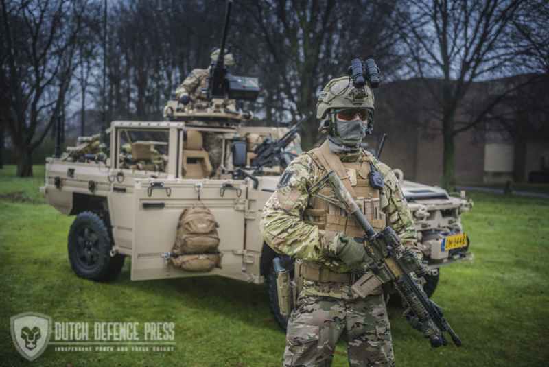 Armée Hollandaise/Armed forces of the Netherlands/Nederlandse krijgsmacht - Page 21 83d26