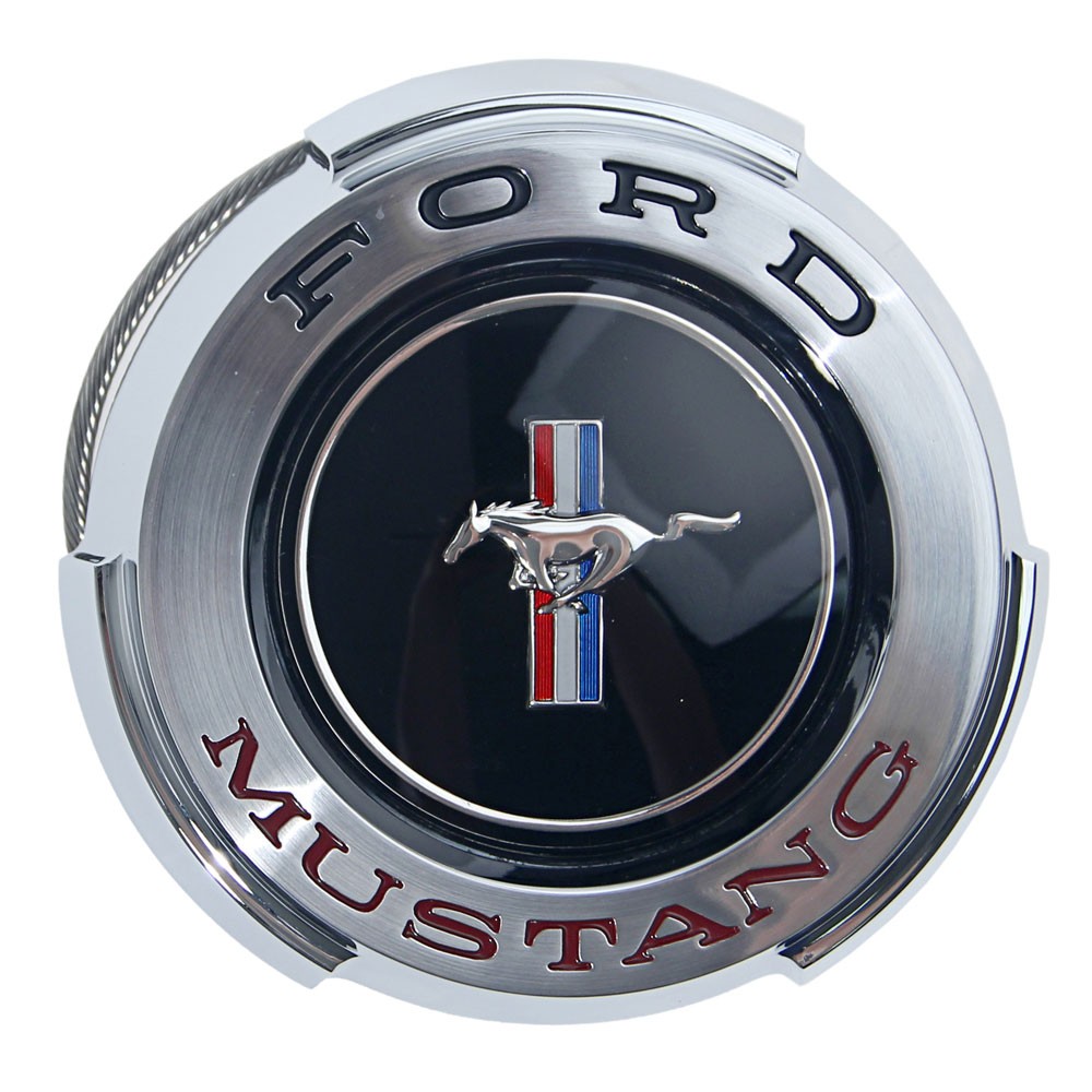 Détail: Différence bouchon d'essence de Mustang 1965 1966 1965_g12