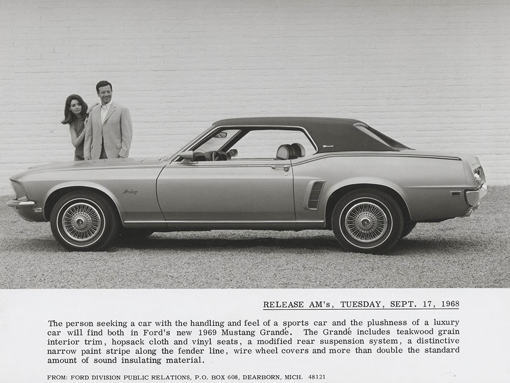 Photo de presse  17 Septembre 1968 Mustang 1969 1969_g11