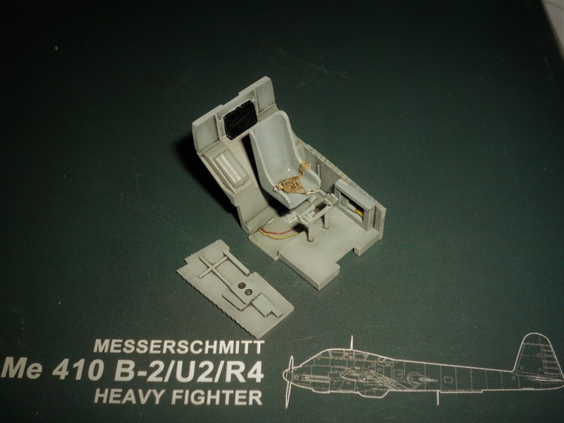 Messerschmitt Me 410B-2/U2/R4 (MENG 1/48) - Page 3 P1100924