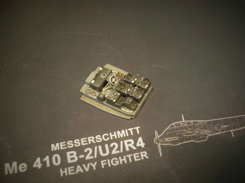 Messerschmitt Me 410B-2/U2/R4 (MENG 1/48) - Page 3 P1100956