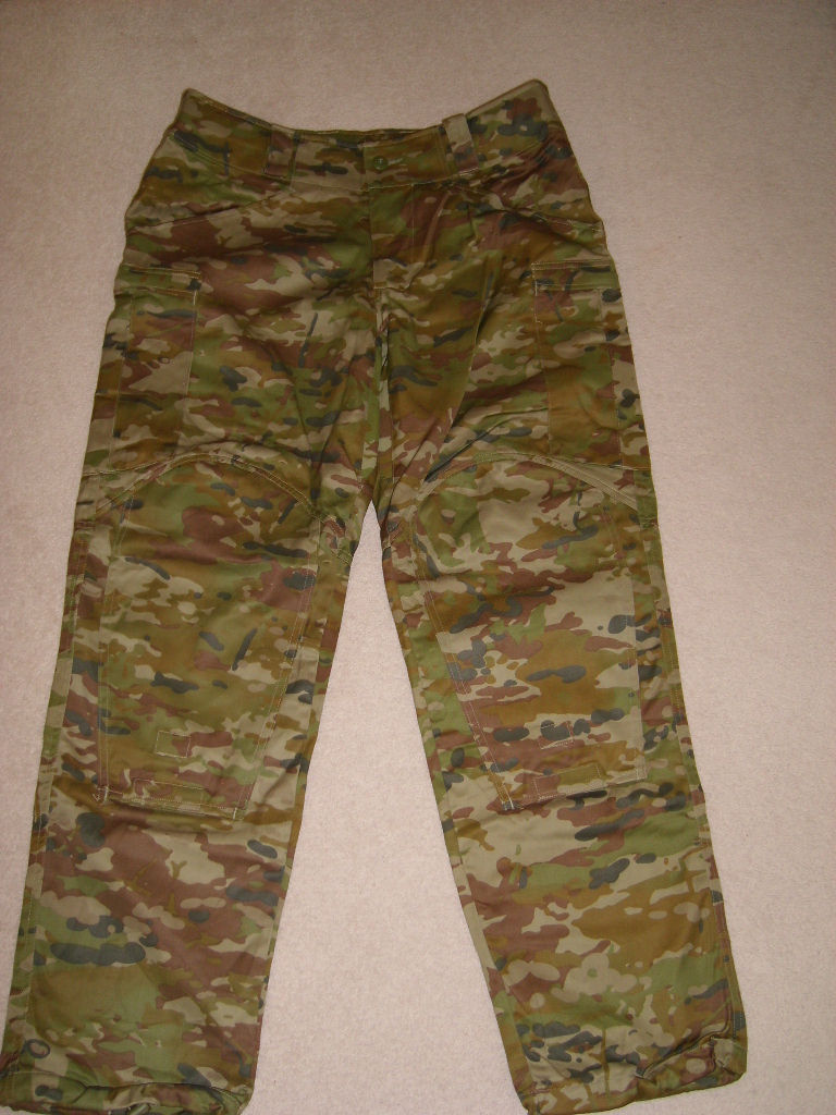 AMCU Field and Combat Dress: Features. Amcu_f11