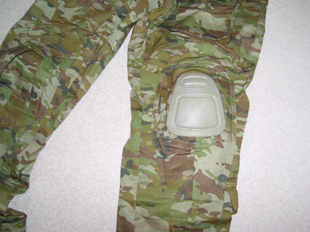 AMCU Field and Combat Dress: Features. Combat20
