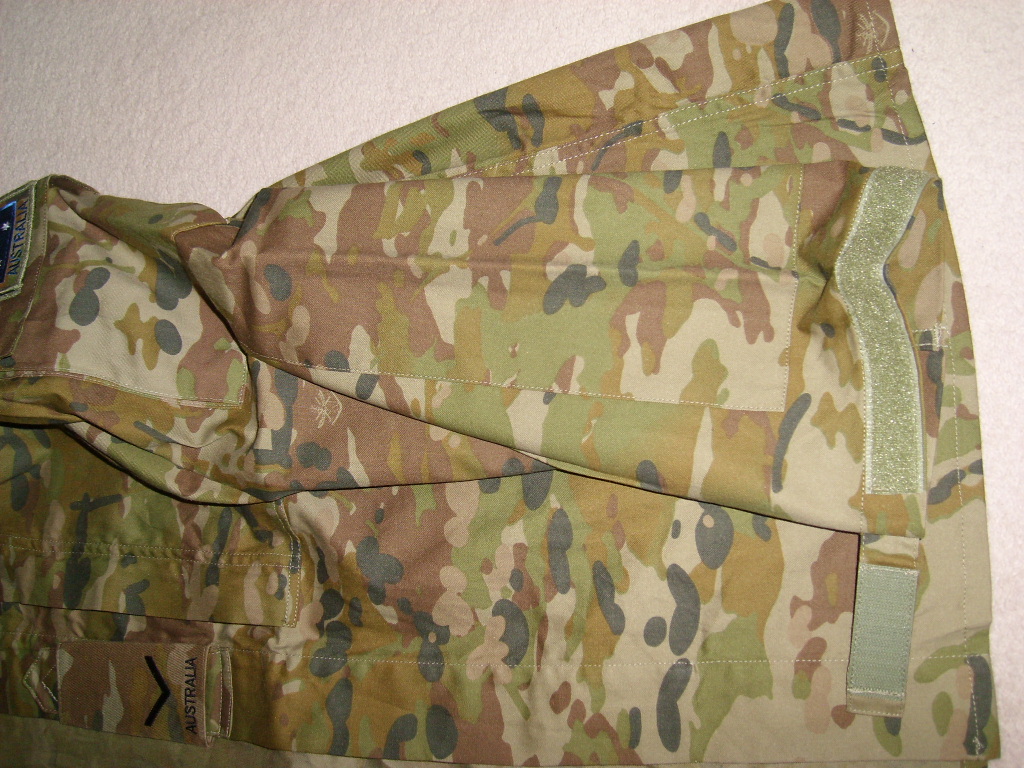 AMCU Field and Combat Dress: Features. Field_12