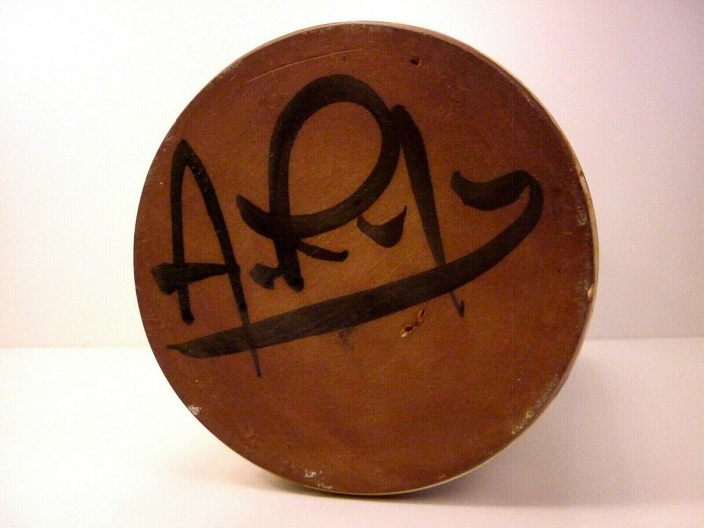 VASE EN GRÈS AVEC SIGNATURE A IDENTIFIER Alain Rufas ? Signat16