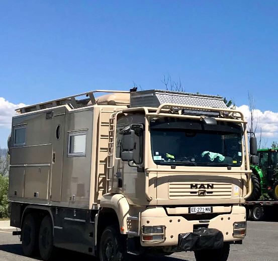 Funnytruck en voyage - Page 5 Knipse10