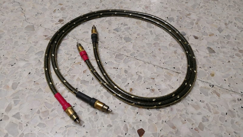 Interconnects & coaxial cables - Wireworld, Analysis Plus & Transparent Ww110