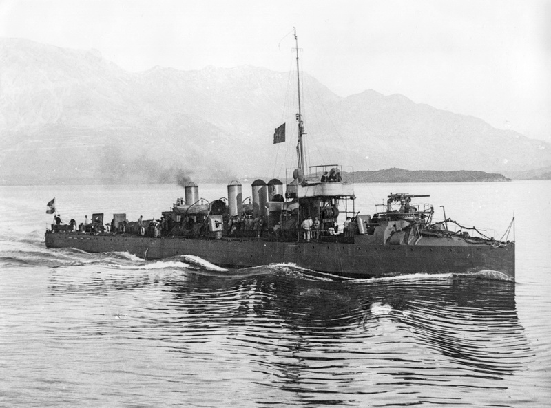 Marine Austro-Hongroise - Page 2 Ulan_a10