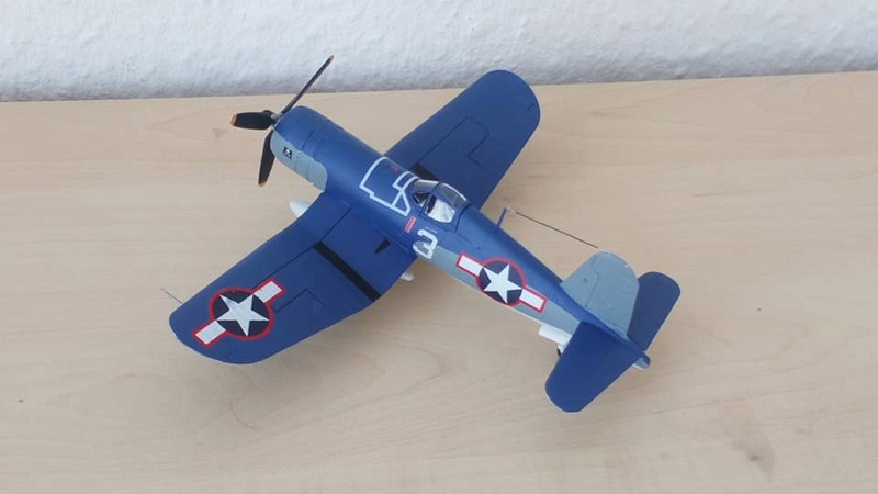 Vought F4U-1D Corsair Revell 1/72 28472210