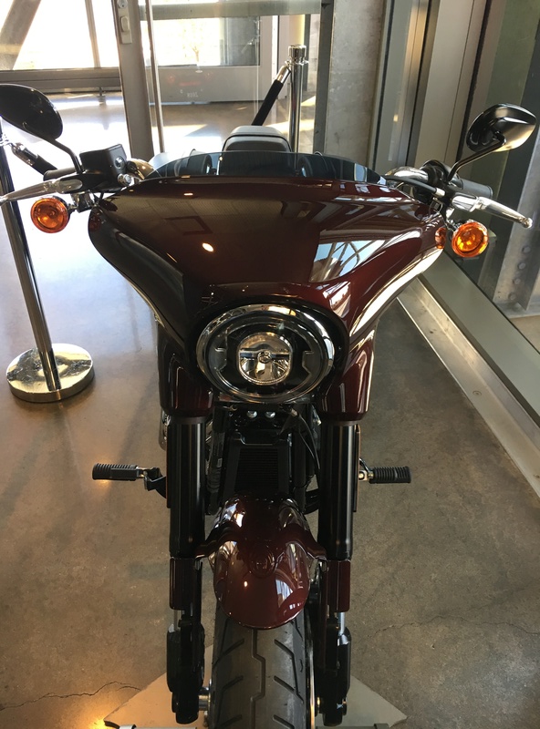 SPORT-GLIDE nouvelle venue  dans la gamme  Softail 2018   - Page 5 Img_7615