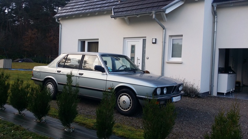 BMW E28 525i de 1982 20171210