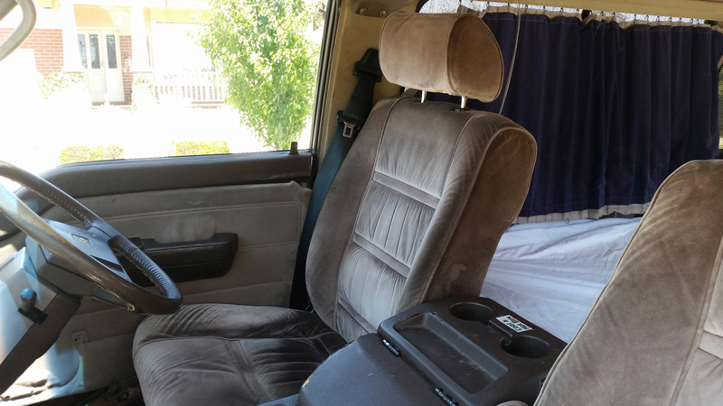 1988 hiace YH51G for sale Int_se10