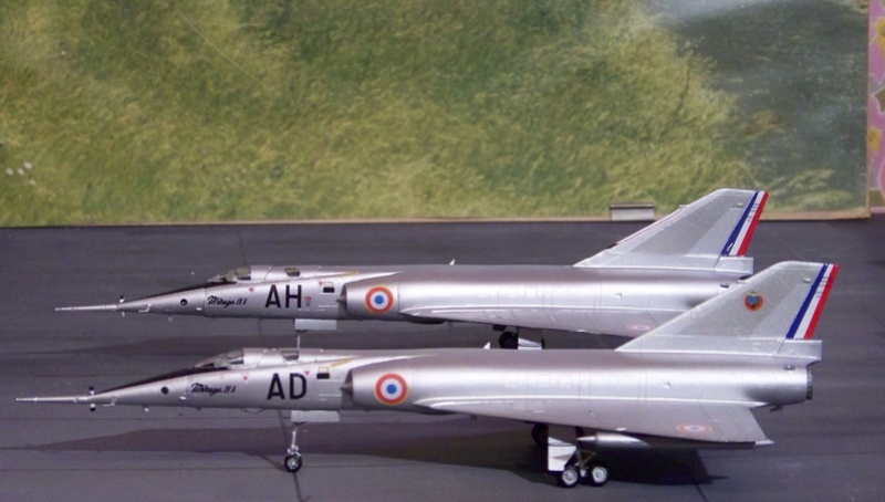 Mirage IV No 25 AX au 1/72 de Heller (VINTAGE) - Page 2 Amd_m102