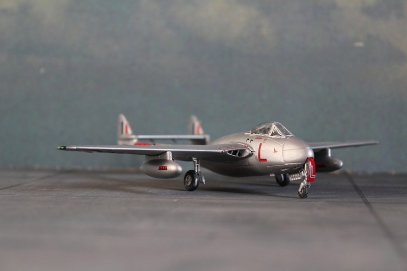 [Revell (Special Hobby)] De Havilland VAMPIRE Mk3  1/72 De_hav70