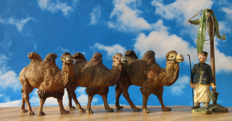 Bactrian camels and dromedaries by Lineol and Elastolin Img_6310