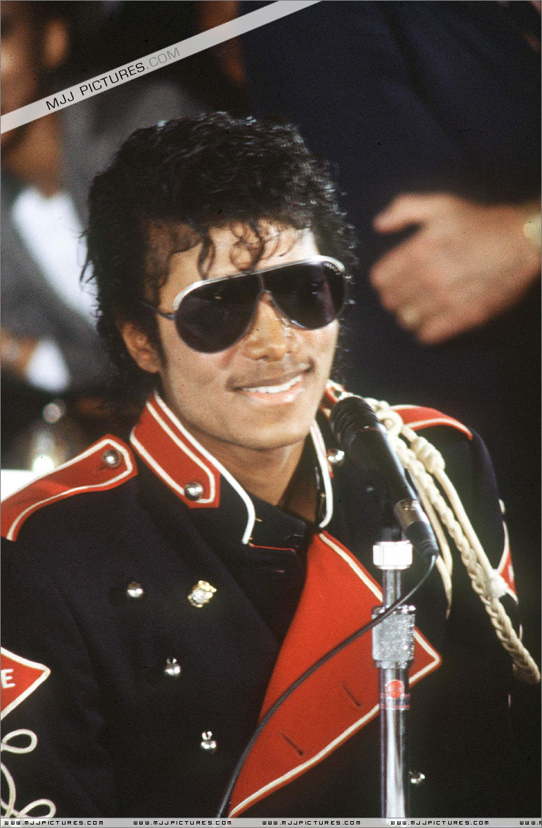 1983- Victory Tour Press Conference 00242