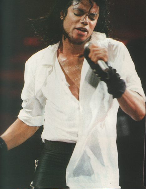 tour - Bad World Tour Onstage- Dirty Diana 00577