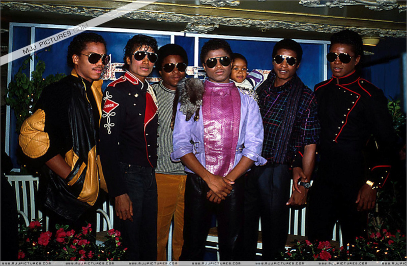 1983- Victory Tour Press Conference 01516