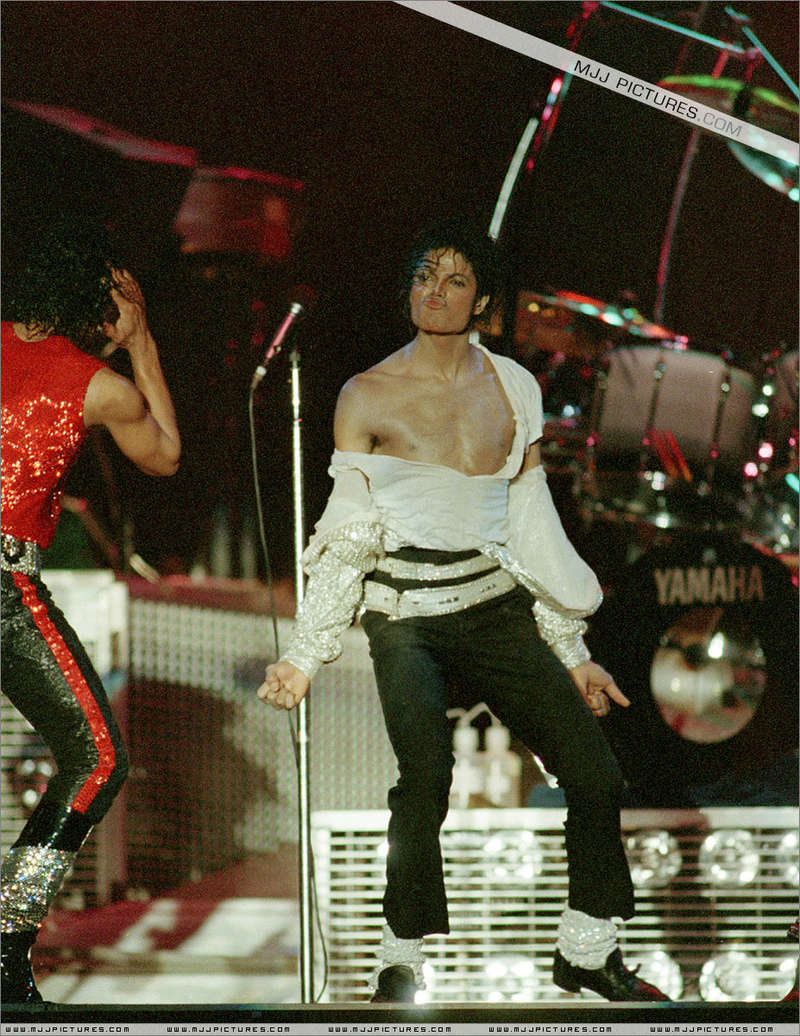 Victory Tour 04520
