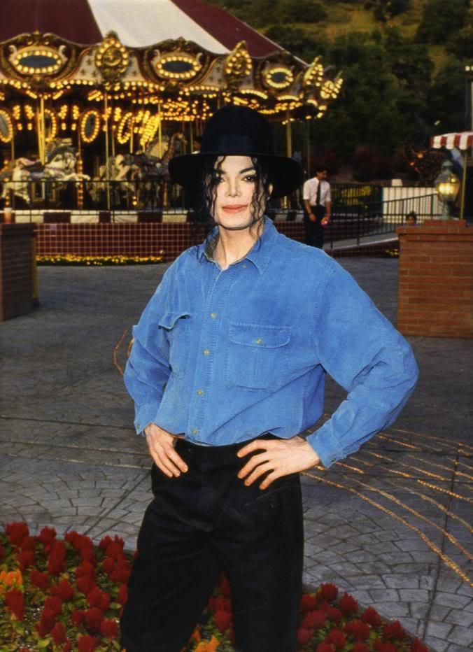 Michael In Neverland 5910
