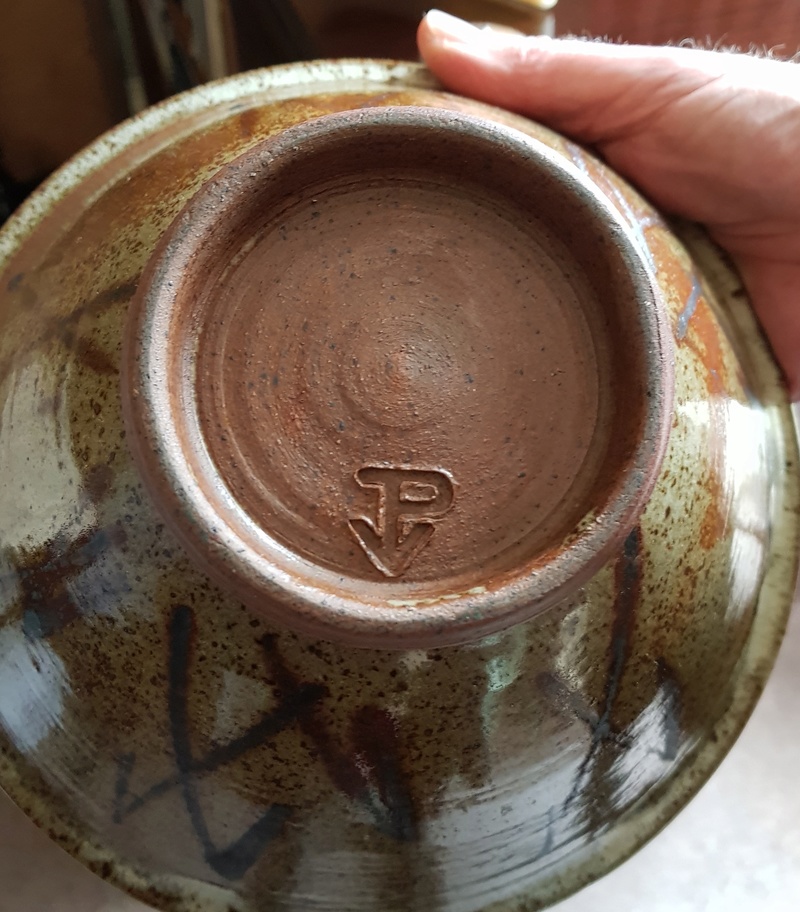 Bowl with very clear PV mark 20180210