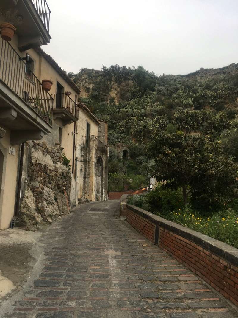 The road goes ever on and on - A Travel Thread - Page 15 Savoca10