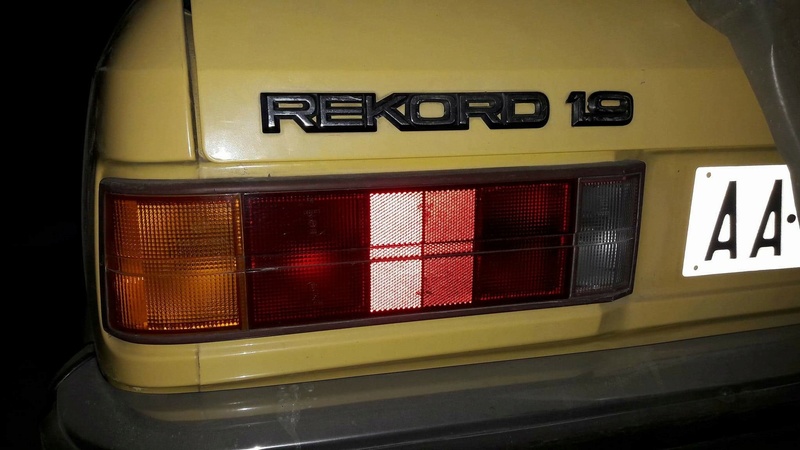 Rekord E1 1.9 - Una nuova avventura, sempre Opel  Img_0910