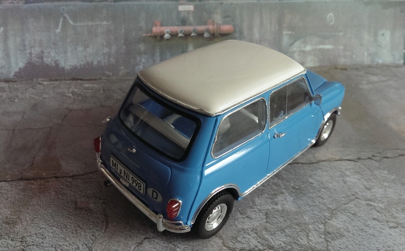 Mini Cooper 998 Mk.I von Revell 1:24 Imag3433