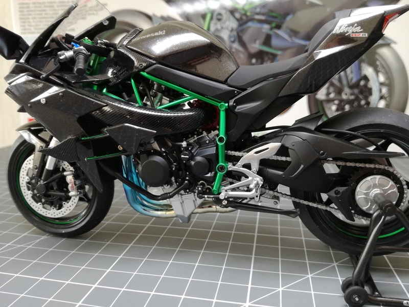 kawasaki h2r tamiya 1/12 Img_2059