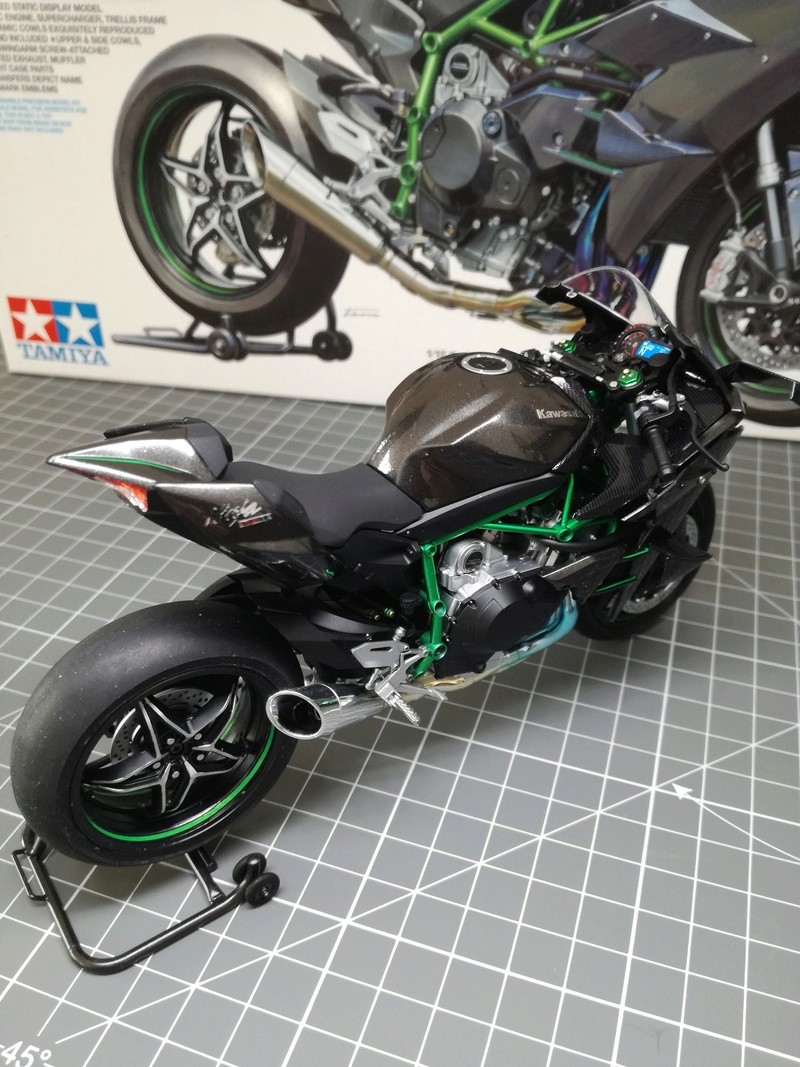 kawasaki h2r tamiya 1/12 Img_2063