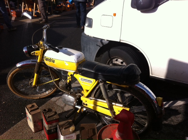 bourse auto moto cyclo tracteur ...de Courtenay Image911