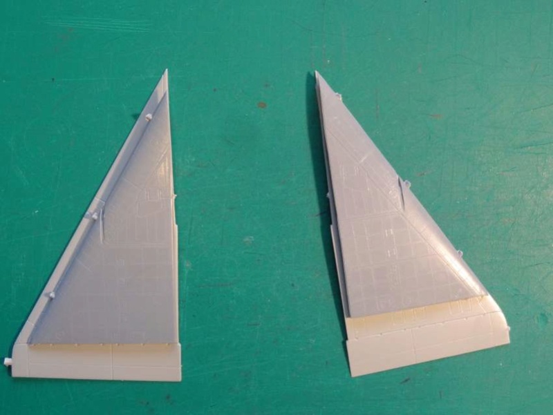 comparatif - Comparatif DASSAULT MIRAGE 2000 C & N HELLER / ITALERI / REVELL 1/72ème 000_he40