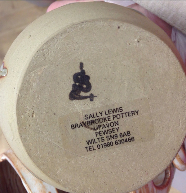 Sally Lewis, Braybrooke Pottery - SL mark  Img_6426