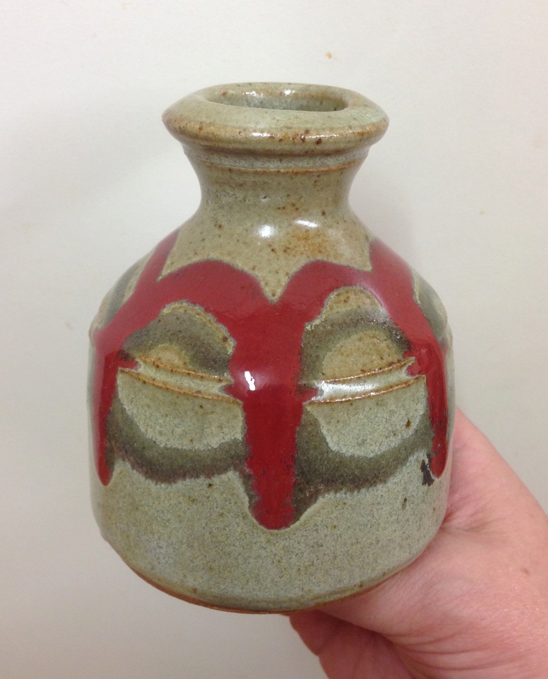 Mystery bottle vase unmarked  Img_9617