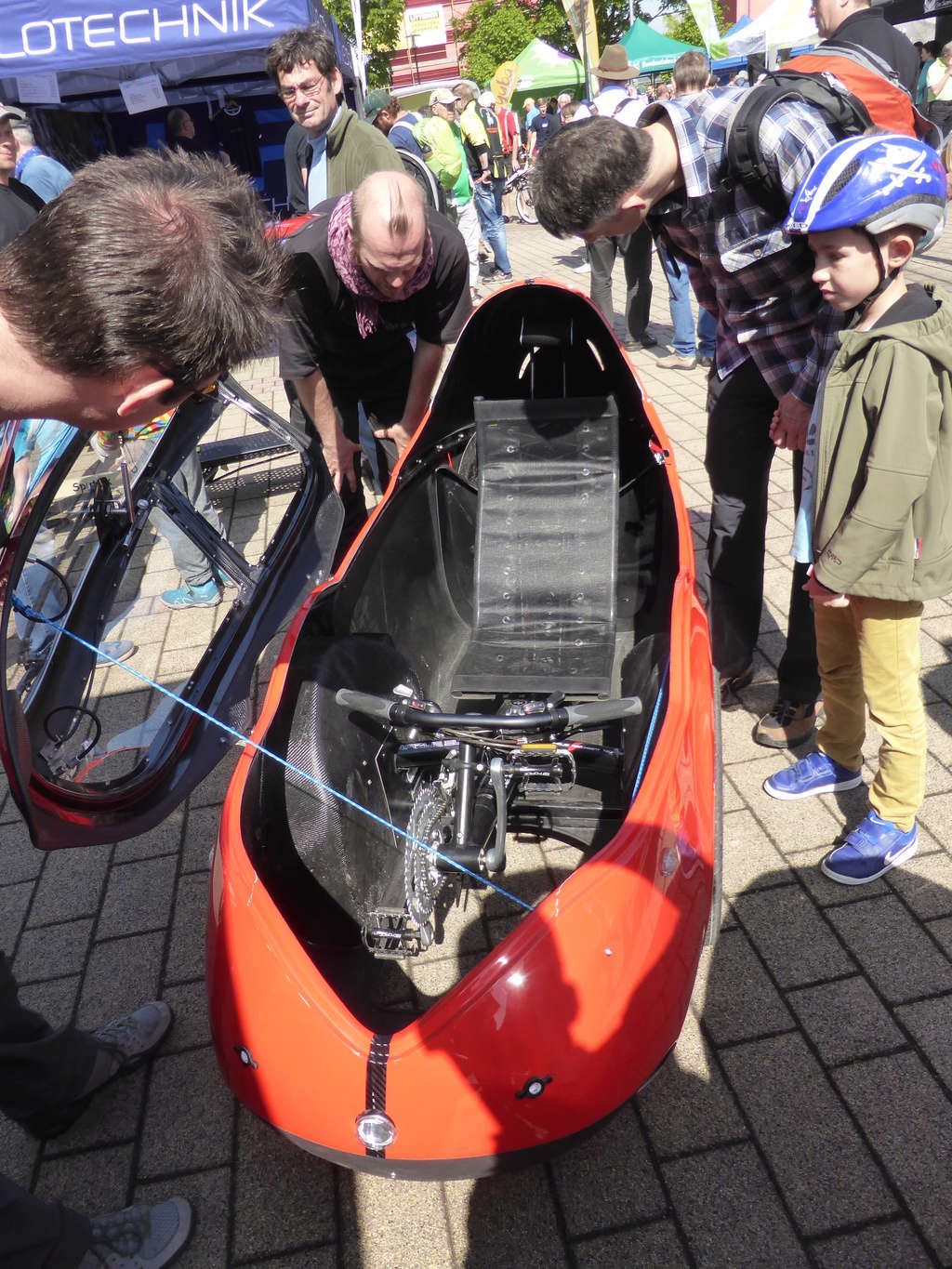 pneus - velomobile leiba xstream et engin electric de l'IUT de l' Aisne: 2015/2018 - Page 38 P1140148