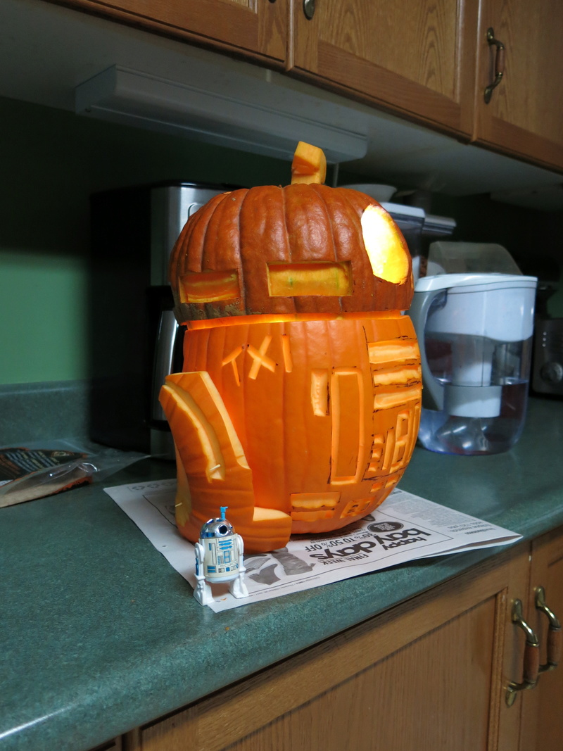 THE SECOND ANNUAL TXI STAR WARS PUMPKIN CARVING CONTEST - Page 2 Img_9913