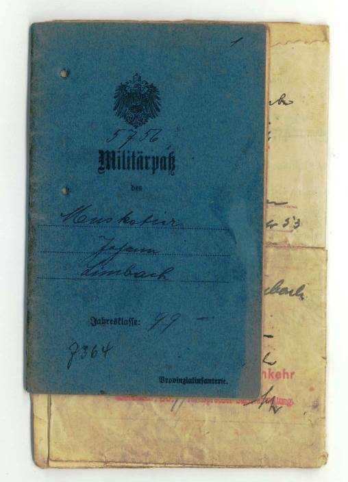 **(H) Lot de Militärpass et Soldbuch VENDU** 210