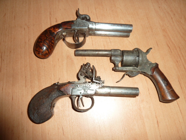 Du varié: DVG Westmark, Mein Kamp, pistolet à silex, studentika, affiche..... P1600583