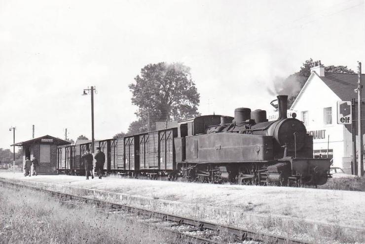 Carhaix - Rostrenen - Mûr-de-Bretagne - Loudéac Train-11