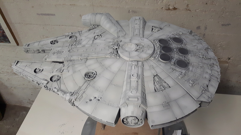 MILLENNIUM FALCON BANDAI PERFECT GRADE 1/72 20180451