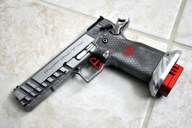 Quel Pistolet vous ferait plaisir! - Page 2 Svi-in10